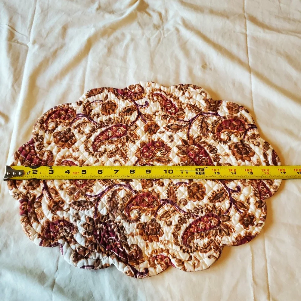 Set of 4 Reversible Quilted Cotton Placemats Paisley Floral Scalloped Oval 17x12
